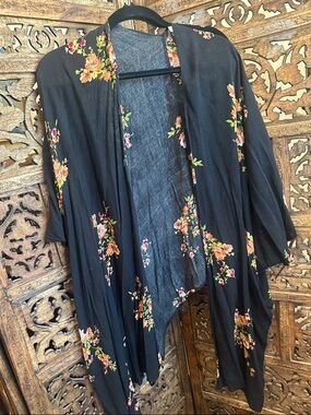 Black Floral Open-Front Women's Kimono Coverup